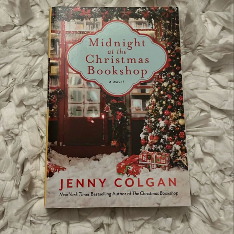 Midnight at the Christmas Bookshop