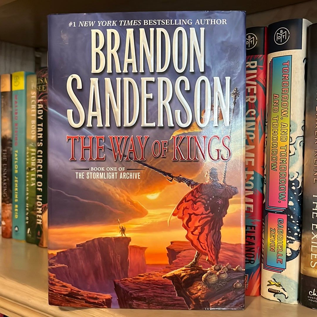 The Way of Kings: Book One of the Stormlight Archive (The Stormlight Archive,  1): Sanderson, Brandon: 9780765326355: : Books