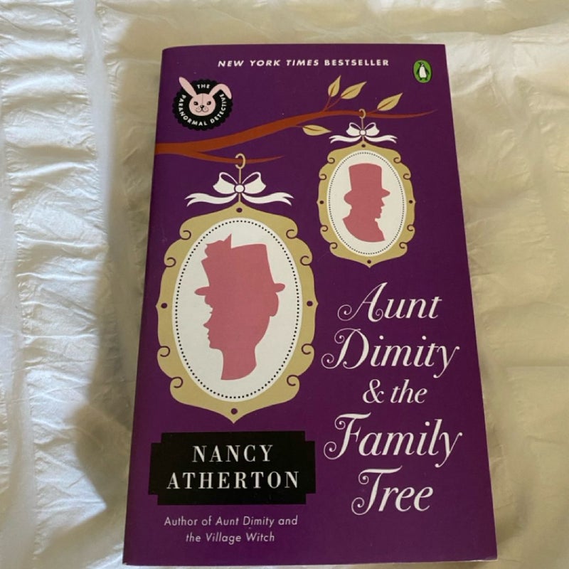 Aunt Dimity and the Family Tree