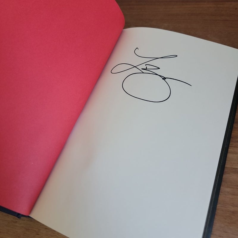 Signed Copy Wonder Woman Warbringer