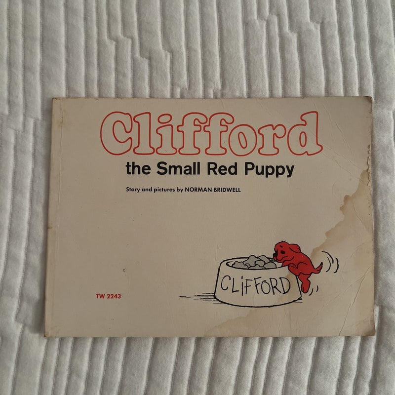 Clifford the Small Red Puppy