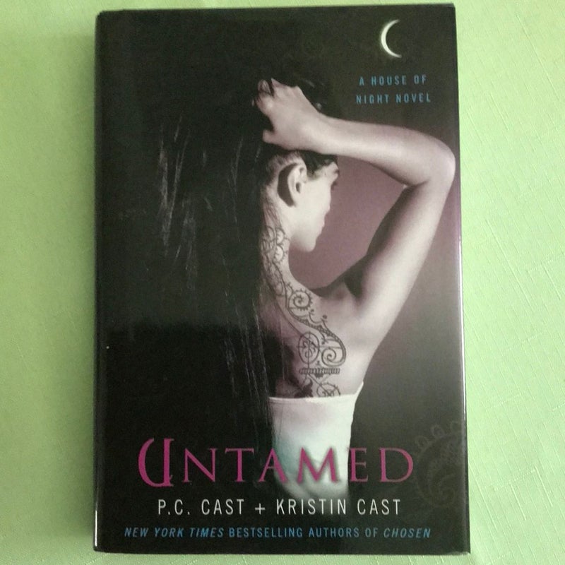 A House of Night Novel Set