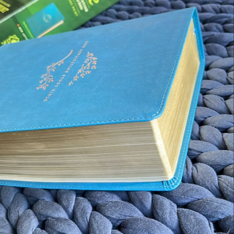 NLT Life Application Study Bible, Third Edition, Large Print (LeatherLike, Teal Blue)