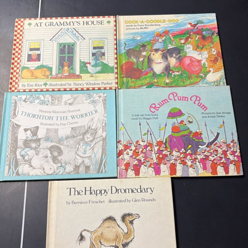 Vtg Lot 5 Weekly Reader Early Start club books 