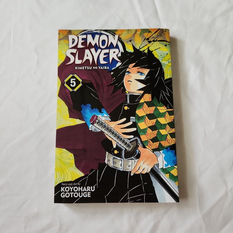 Demon Slayer: Kimetsu No Yaiba, Vol. 5