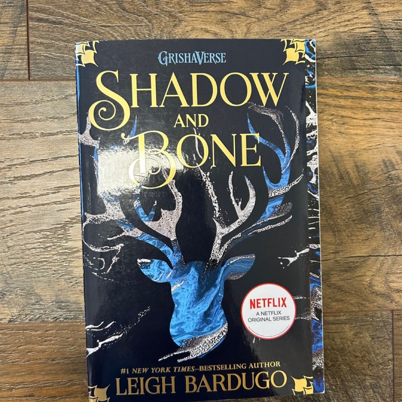 Shadow and bone 