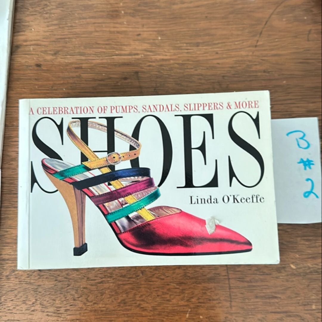 Shoes by Linda O'Keeffe, Hardcover | Pangobooks