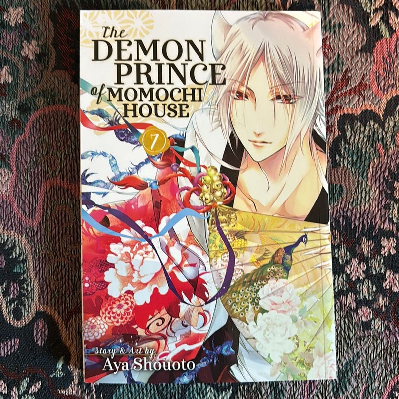 The Demon Prince of Momochi House, Vol. 7