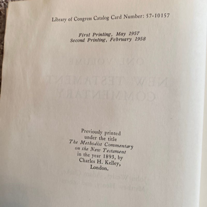 One Volume New Testament Commentary 