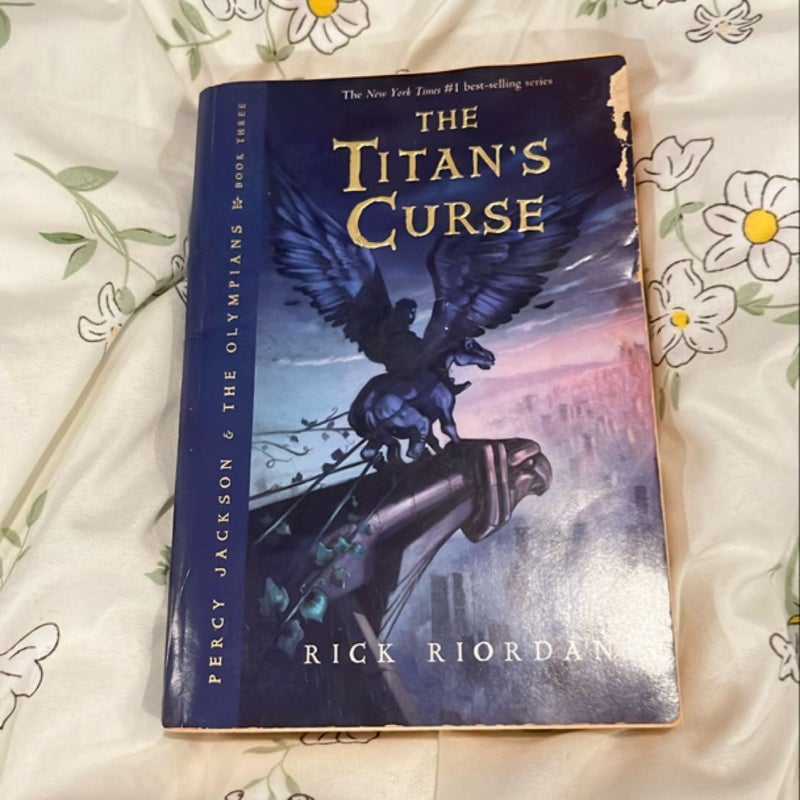 Percy Jackson and the Olympians, Book Three the Titan's Curse (Percy Jackson and the Olympians, Book Three)