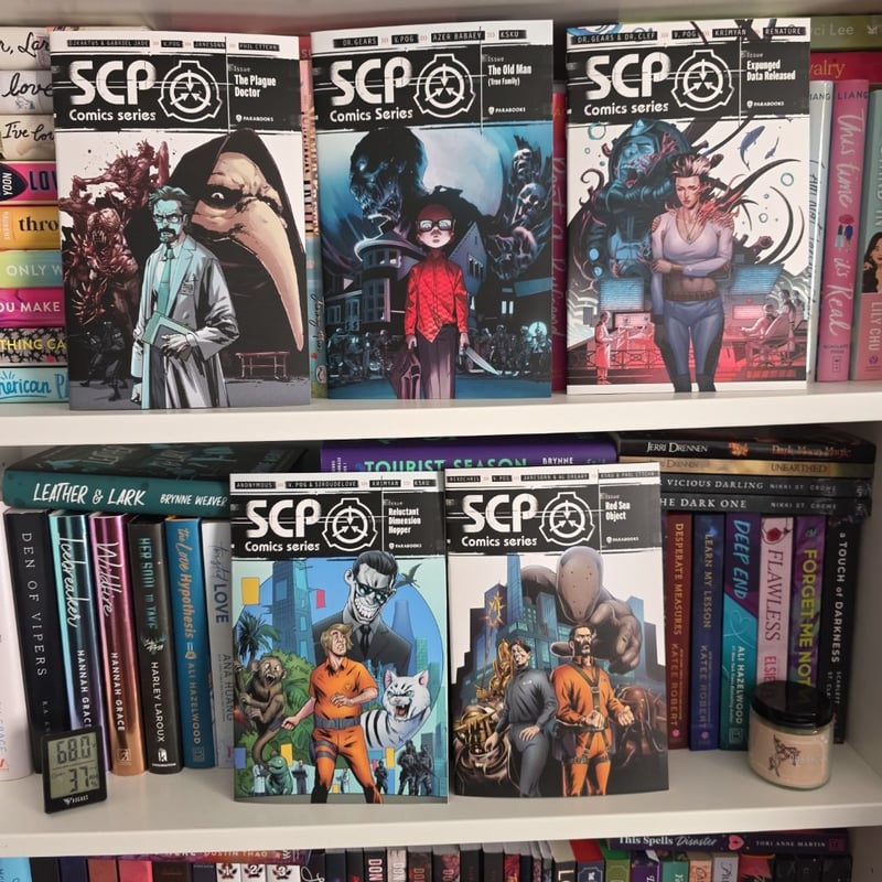 SCP Foundation Comics Box Set by Gears, Clef, NekoChris