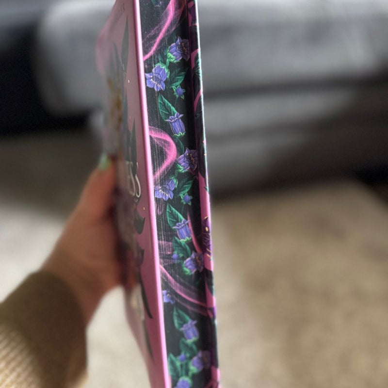 The Darkness Within Us (FairyLoot)