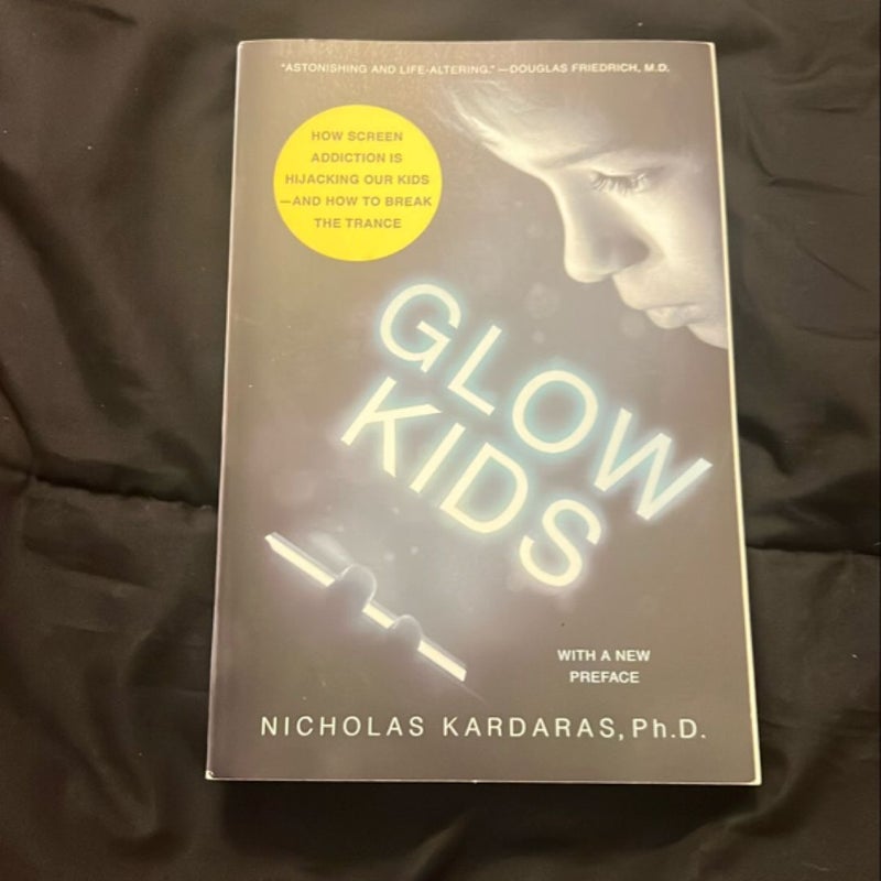 Glow Kids