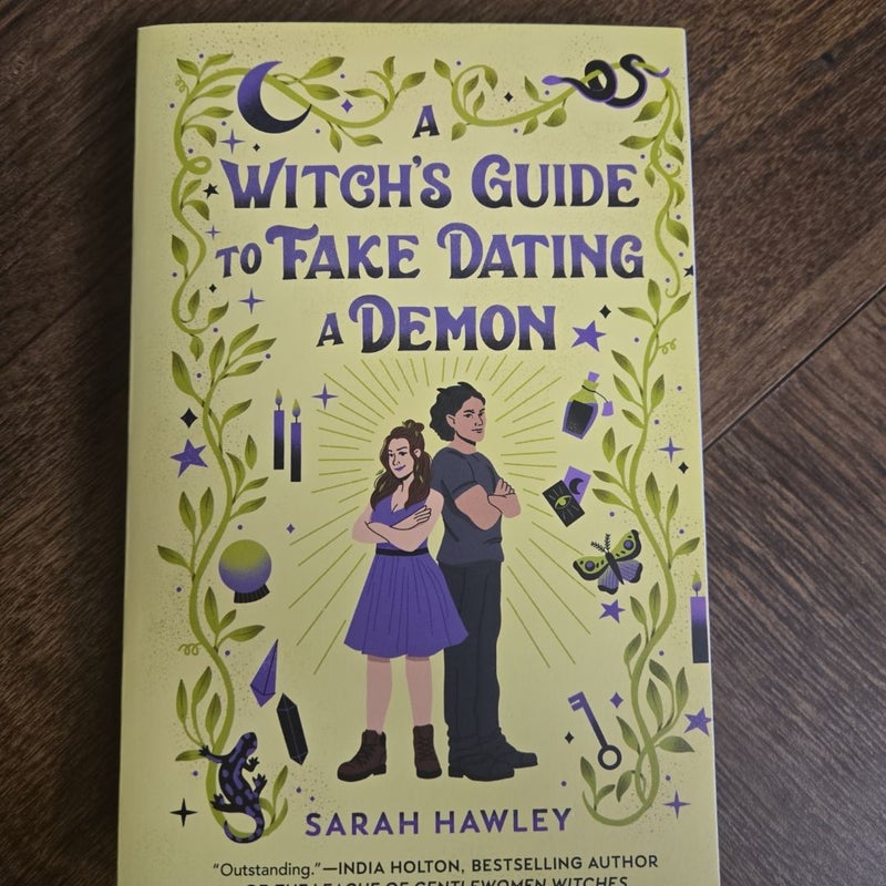 A Witch's Guide to Fake Dating a Demon