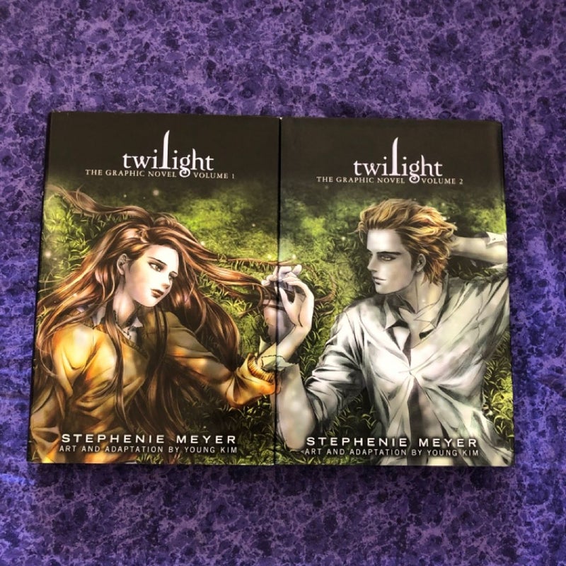 Twilight: the Graphic Novel, Vol. 2