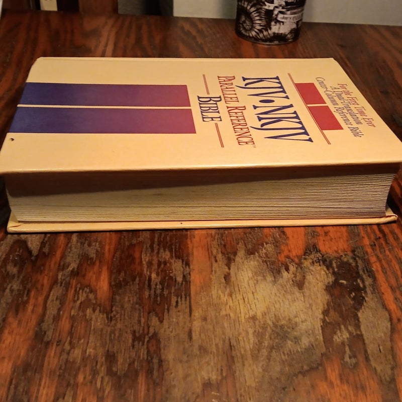 Nelson's KJV/NKJV Parallel Bible with Center-Column References