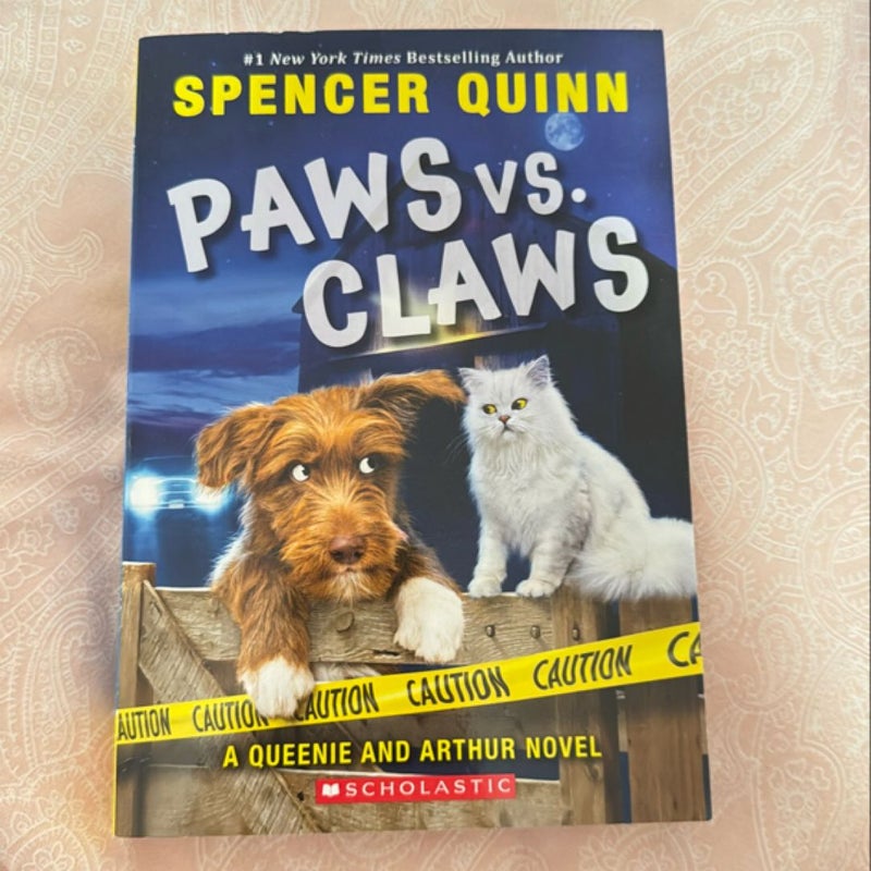 Paws vs. Claws (an Arthur and Queenie Mystery)