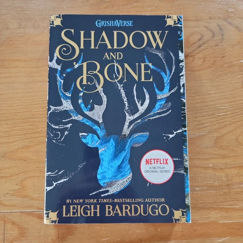 The Shadow and Bone Trilogy Boxed Set