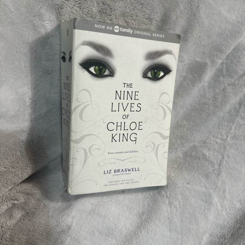 The Nine Lives of Chloe King- 3 Books In 1