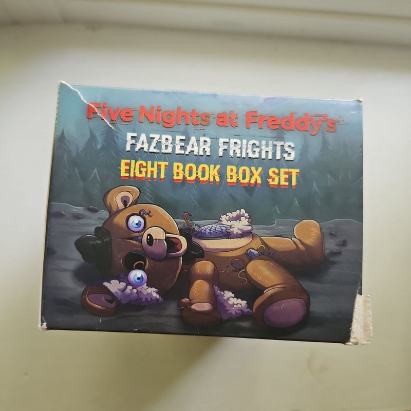 Five Nights at Freddy's-8 book set