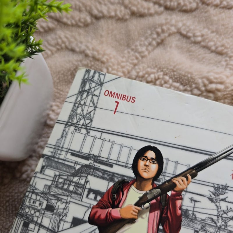 I Am a Hero Omnibus Volume 1
