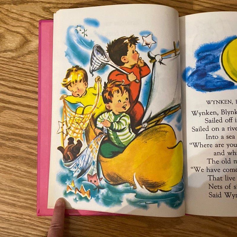 The Rand McNally Book of Favorite Nursery Rhymes