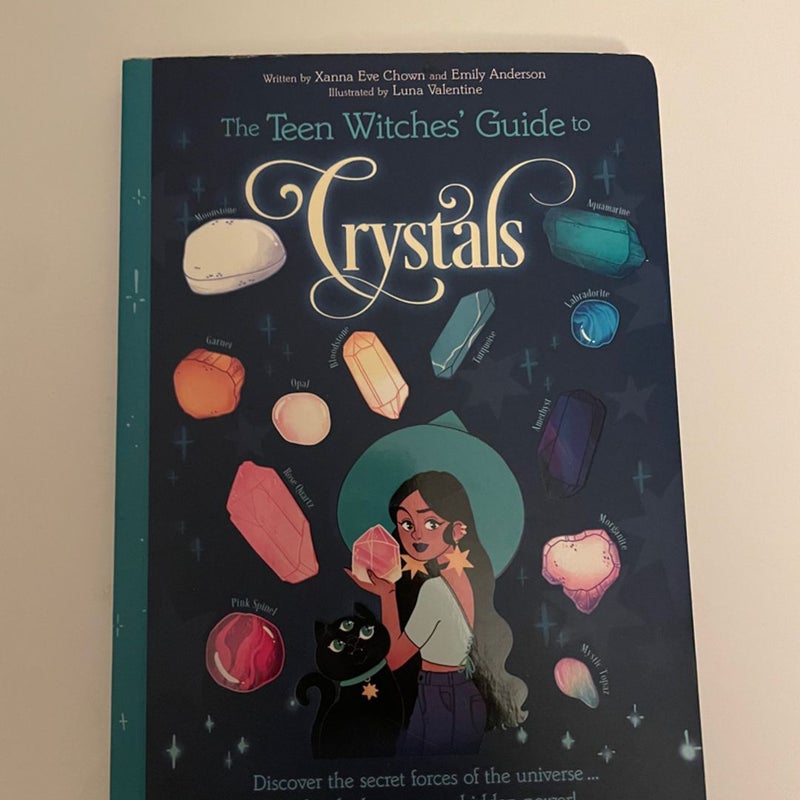 The Teen Witches Guide To Crystals 