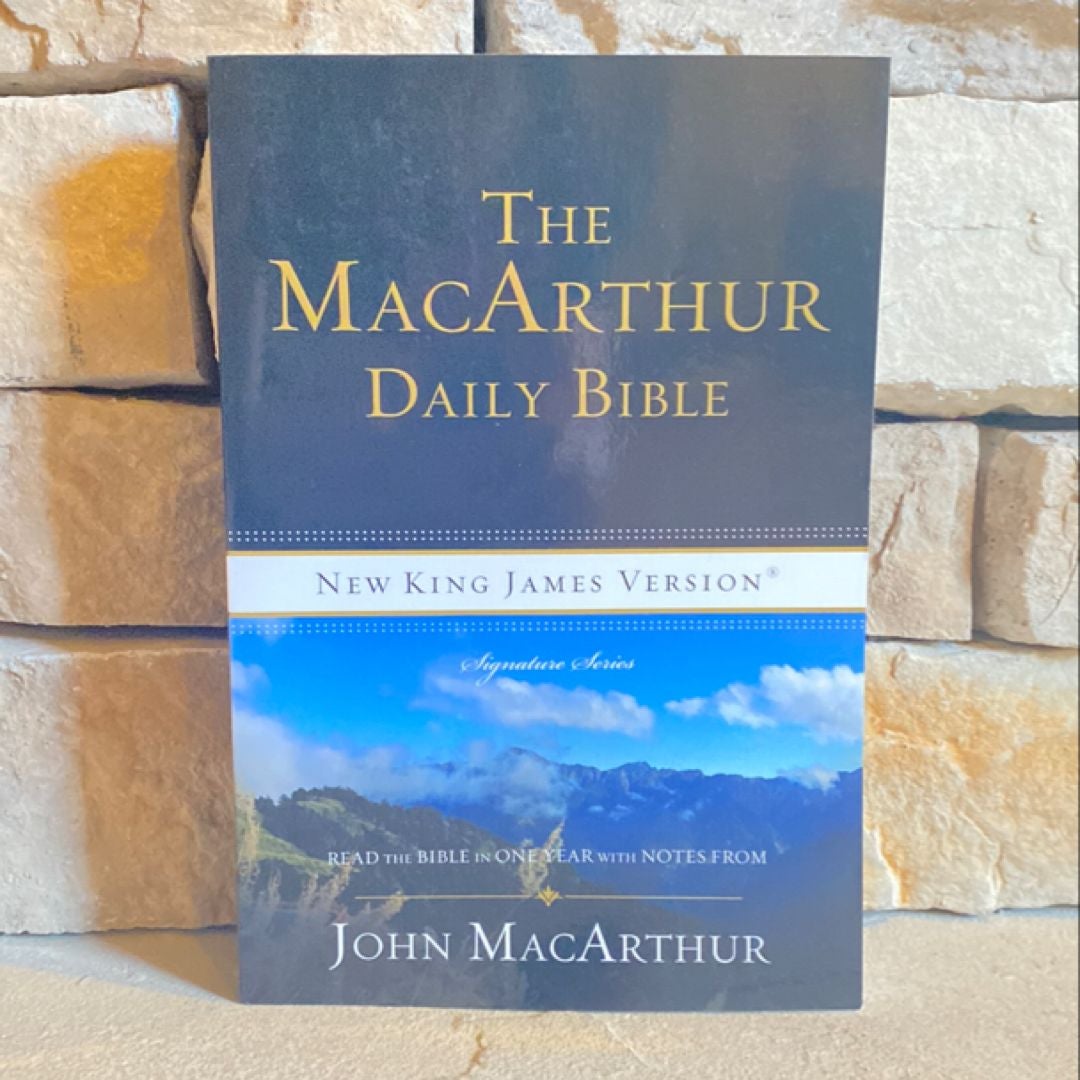 The Macarthur Daily Bible