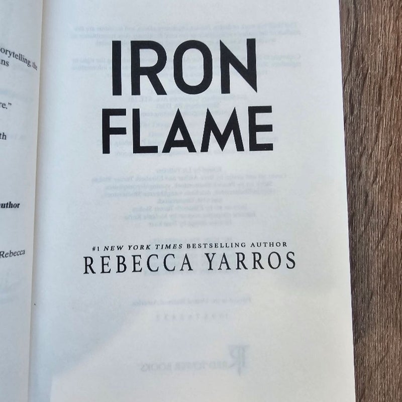Fourth Wing Holiday Special Edition and Iron Flame Hardcover Bundle