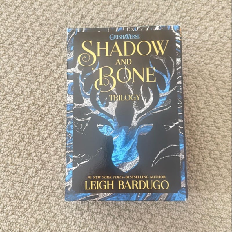 The Shadow and Bone Trilogy Boxed Set