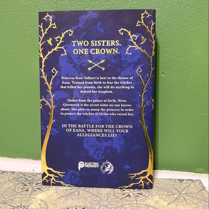 Twin Crowns *Fairyloot exclusive*
