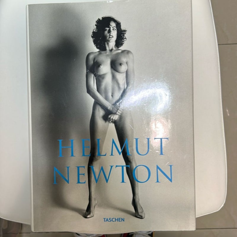 Helmut Newton. SUMO. Revised by June Newton