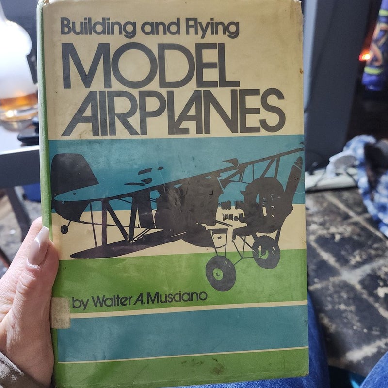 Model airplanes 