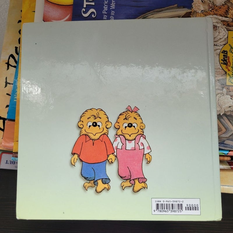 The Berenstain Bears Bigger Book of Stories