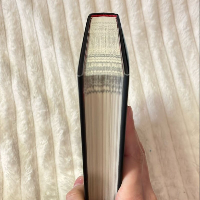 Lightlark (Book 1)