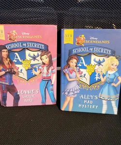 School of Secrets 2 Book Bundle : Ally's Mad Mystery (Disney Descendants)