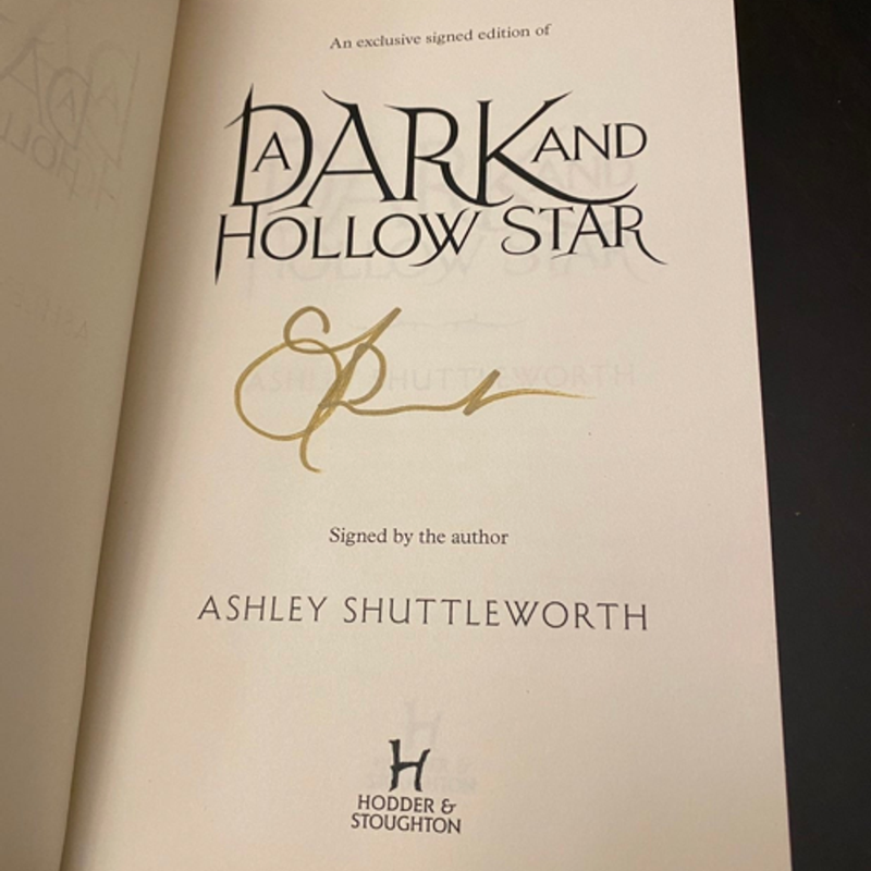 A dark and hollow star illumicrate exclusive edition 