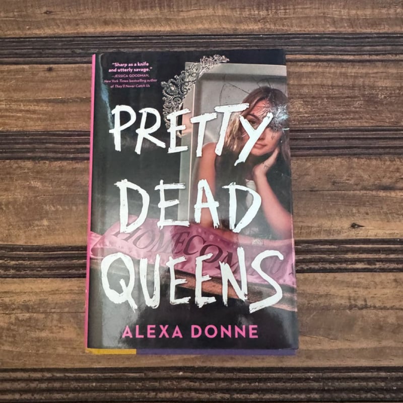 Pretty Dead Queens by Alexa Donne, Hardcover Pangobooks