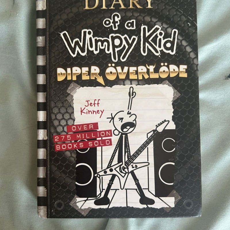 Diper Överlöde (Diary of a Wimpy Kid Book 17)
