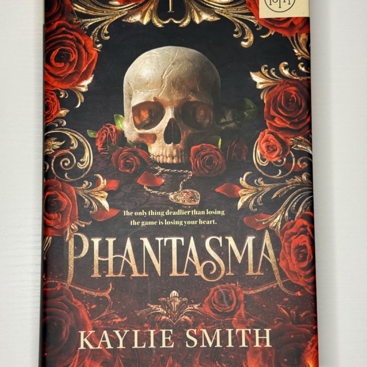 Phantasma by Kaylie Smith, Hardcover | Pangobooks