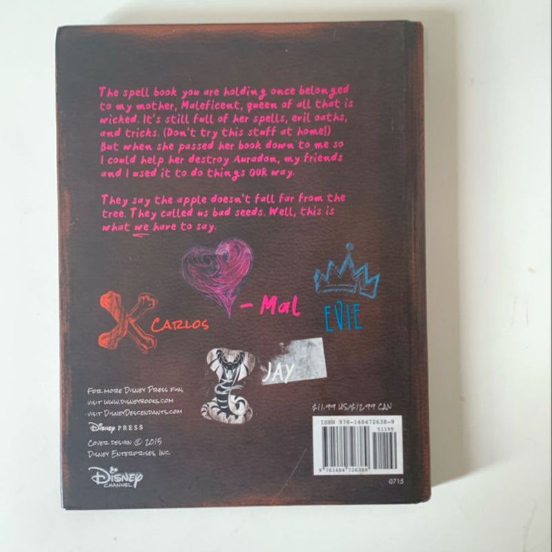 Descendants: Mal's Spell Book