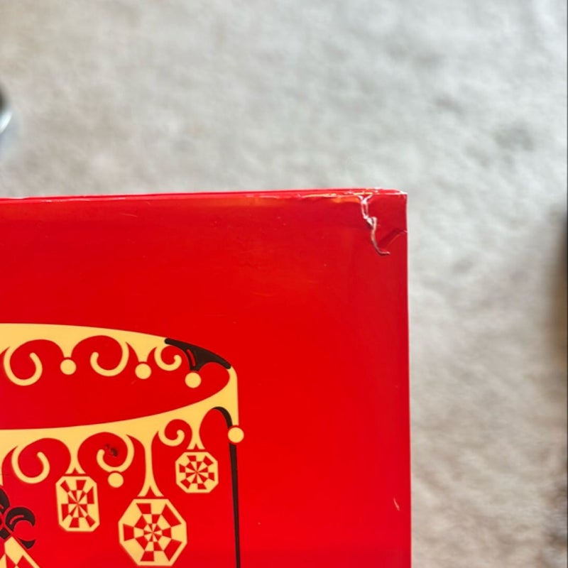 Red Queen Collector's Edition