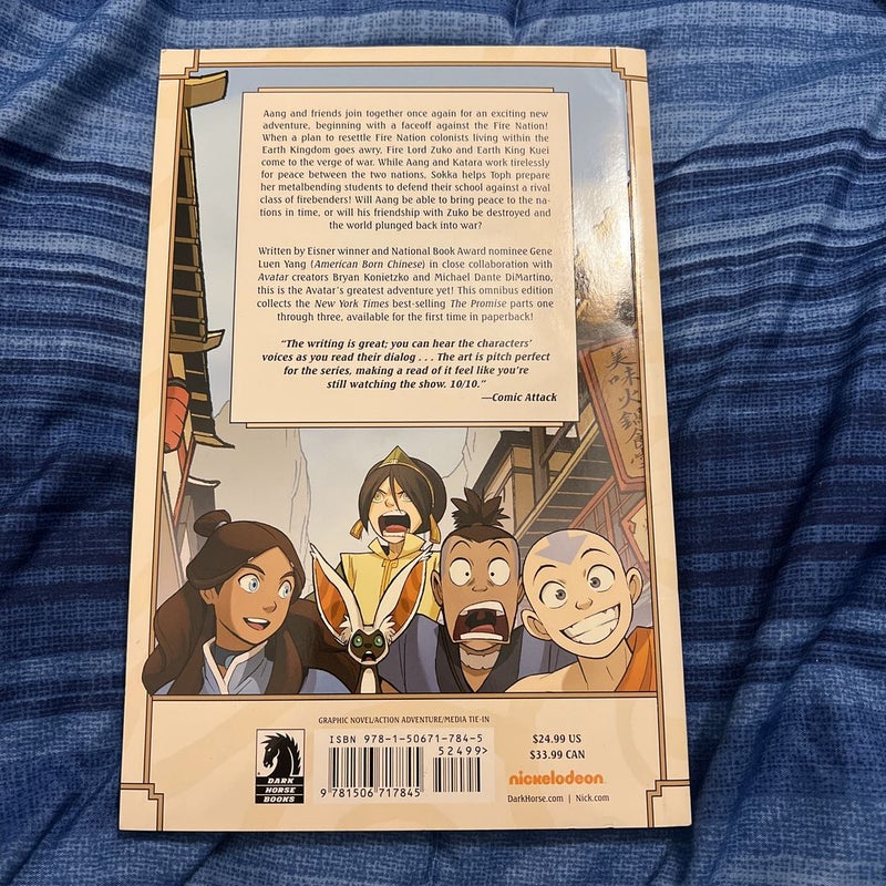 Avatar: The Last Airbender: The Promise, Part 1: Michael Dante DiMartino,  Bryan Konietzko, Gene Luen Yang, Gurihiru: 9781595828118: : Books