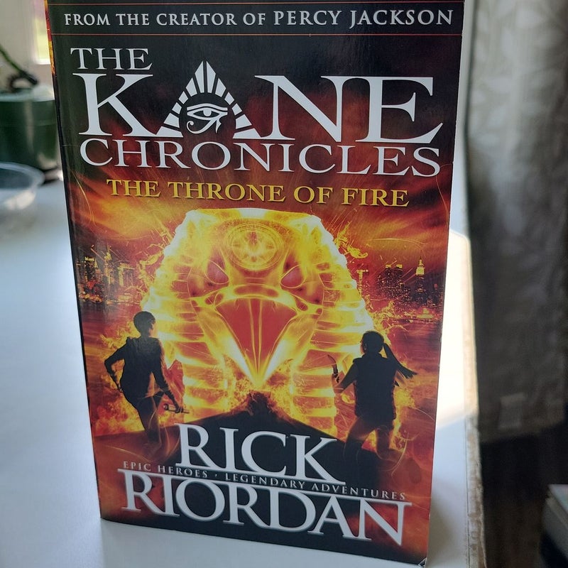 the kane chronicles(3 books)