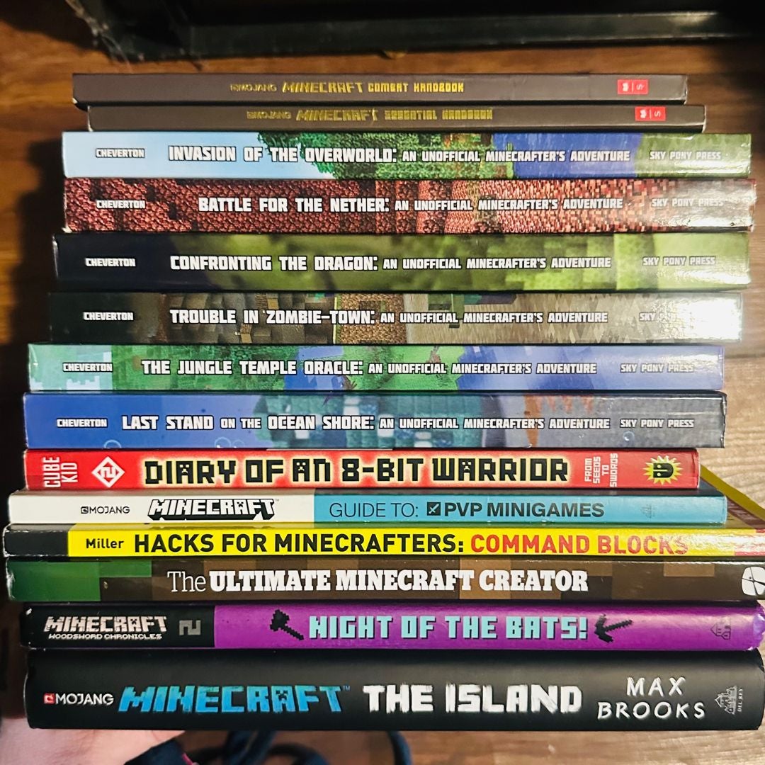 Lot of 14 Minecraft Themed Children’s Books (12 PB/ 2HC)