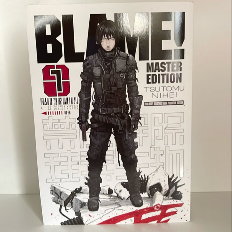 Blame! Master Edition Volume 1