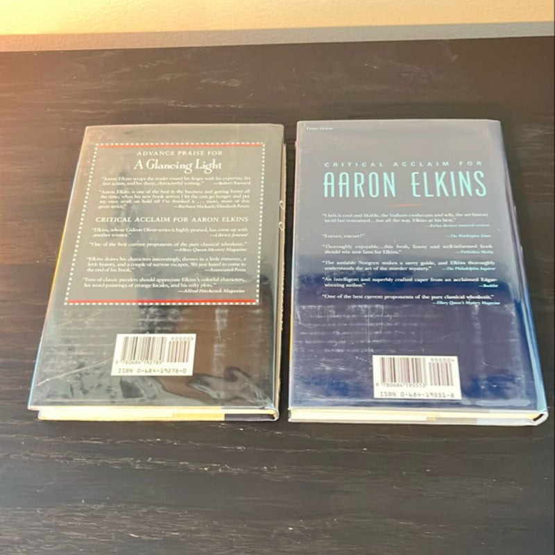 Lot if 2 Aaron Elkins Mysteries: A Glancing Light/Old Scores