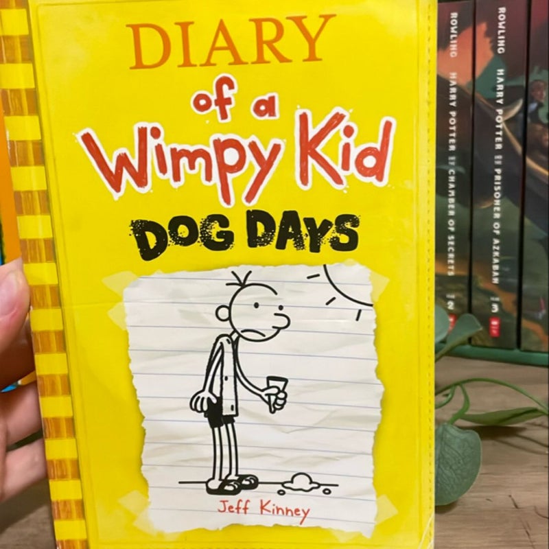 Diary of a Wimpy Kid Bundle (Books 2,4,7,8,&9)