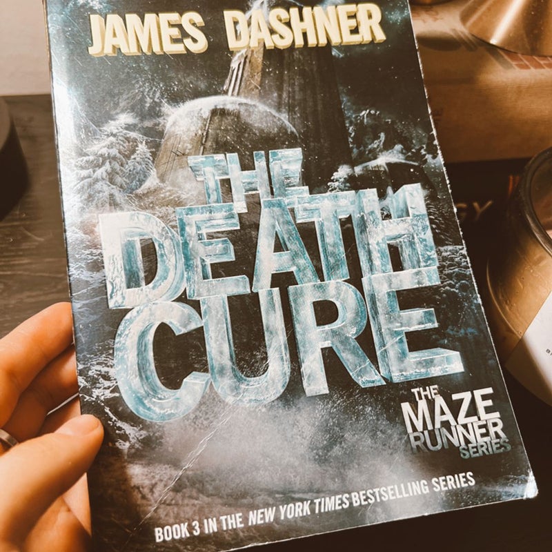 The Death Cure (Maze Runner, Book Three)