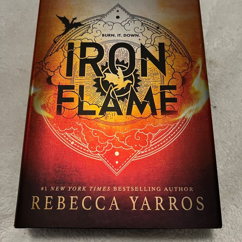 Iron Flame by Rebecca Yarros, Hardcover Pangobooks
